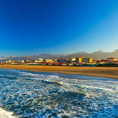 Caravel 25 Holiday home Lido di Camaiore